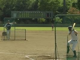 中学生は試合形式のバッティング