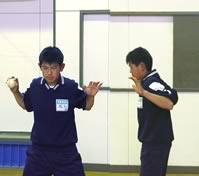 力が入り過ぎないように注意する